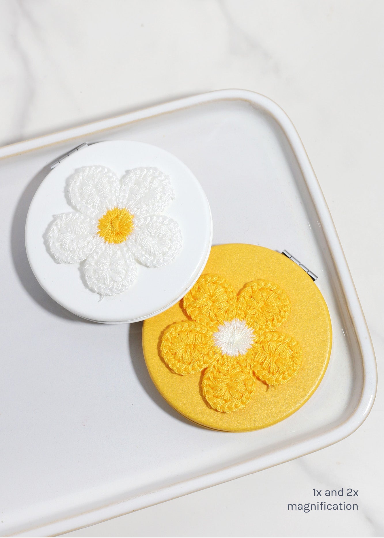 AOA Double-Sided Compact Mirror – Flower