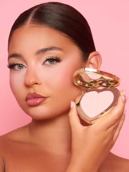 Under-Eye Brightening Powder