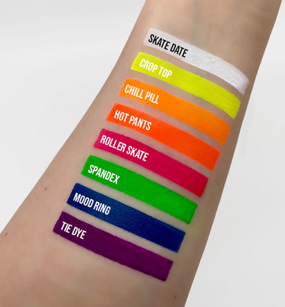 Gavissi Beauty - "CHILL PILL" RETRO LINER