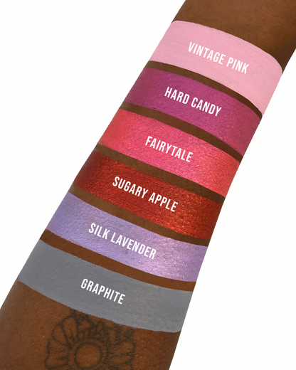 Gavissi Beauty - "HARD CANDY" RETRO LINER