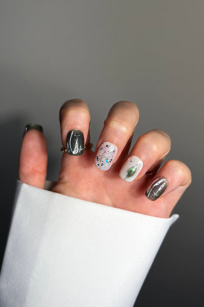 Bonmuz - Woodland Glitter Gala | Pro Handmade Gel Nails